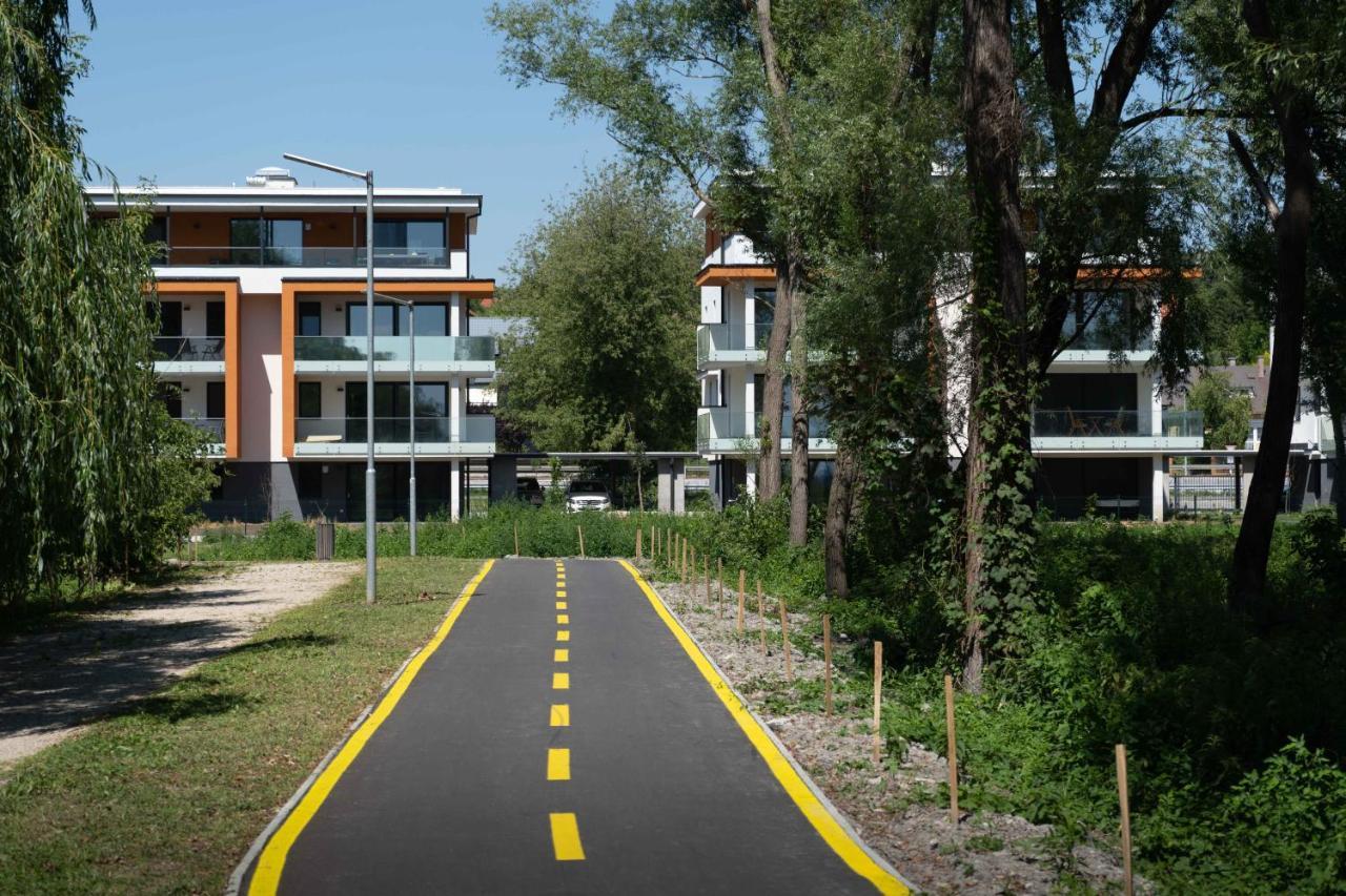 Fuzliget Surf Garden Leilighet Balatonfůzfő Eksteriør bilde